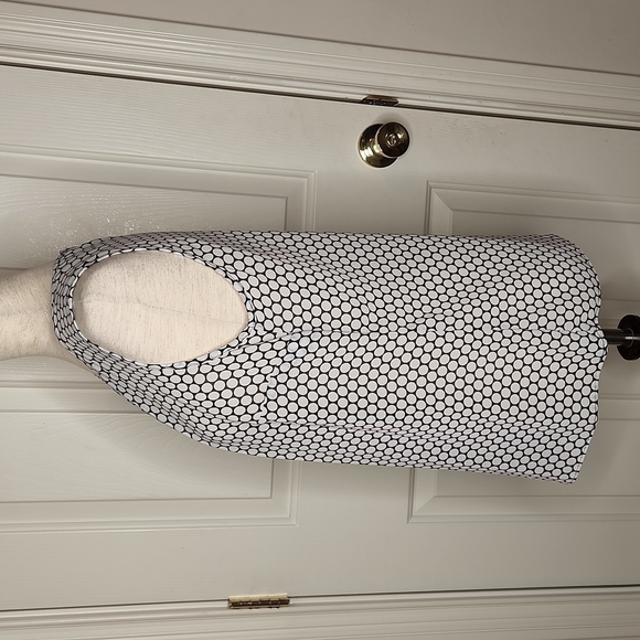 MICHAEL michael kors white black pleated top size S - Picture 5 of 11